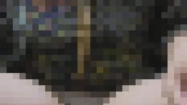 スーパーのパートの面接に来た結構きれいめな若妻パンチラ