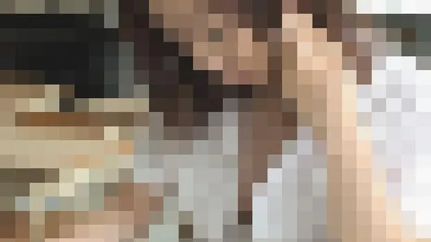 一所懸命盗らえたノーブラ胸モロ映像8