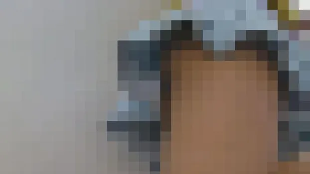 階段もっこりハミ毛パンチラ盗撮