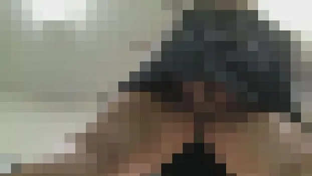 激撮!!コピー機の下に仕込んだカメラが捉えたOLのスカートの中 4