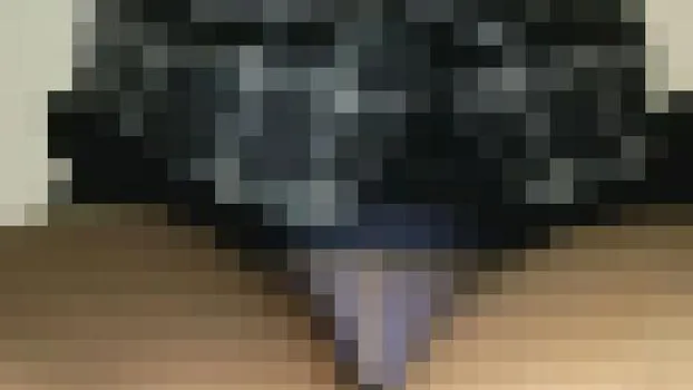 美人OL限定!デスク下の三角地帯