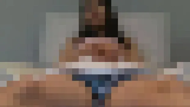 足ツボマッサージ接写パンチラ