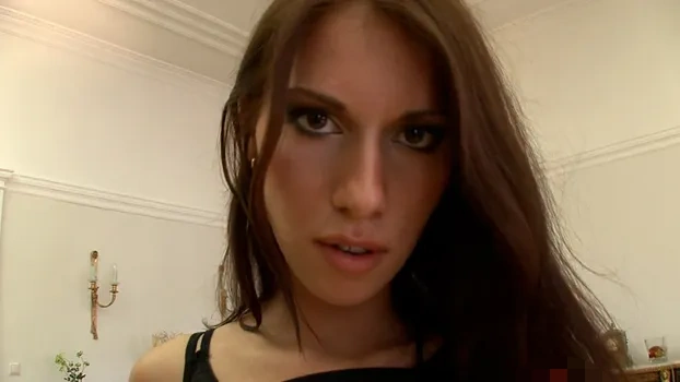 クリスR クロエV：Chris R Finger Fucks Chloe V Cunt Before She Milks His Cock!