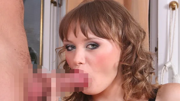 ファビ・U ナディア・A：Vanilla Blonde Nadia A Gets Dicked ＆ Facialized By Fabi U!